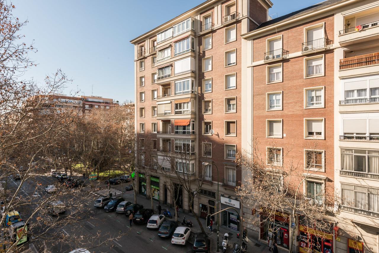General Peron Picasso Madri Exterior foto